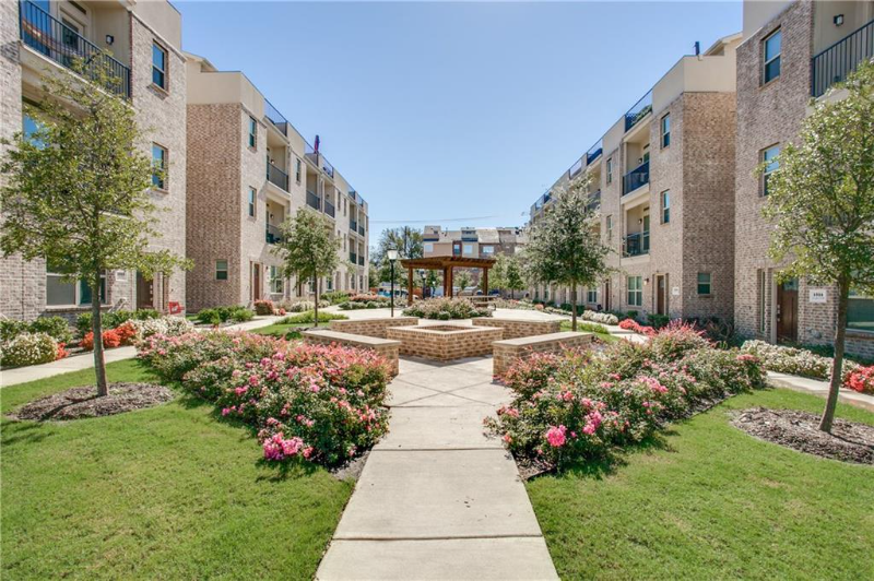 1310 Rancho Mirage Dr #1310 - Photo 4 of 50