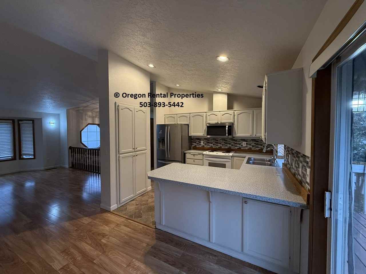 12802 Se Main St #NA - Photo 6 of 34