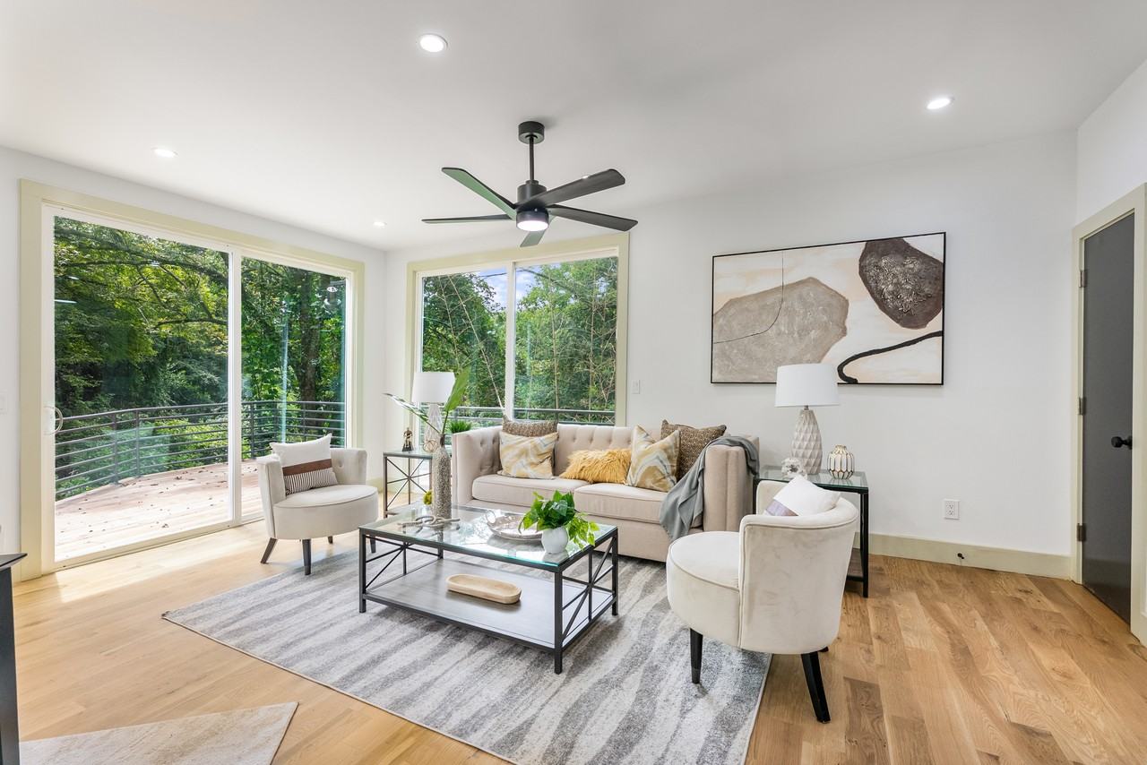 335 Eureka Drive Northeast #NA - Photo 2 of 23