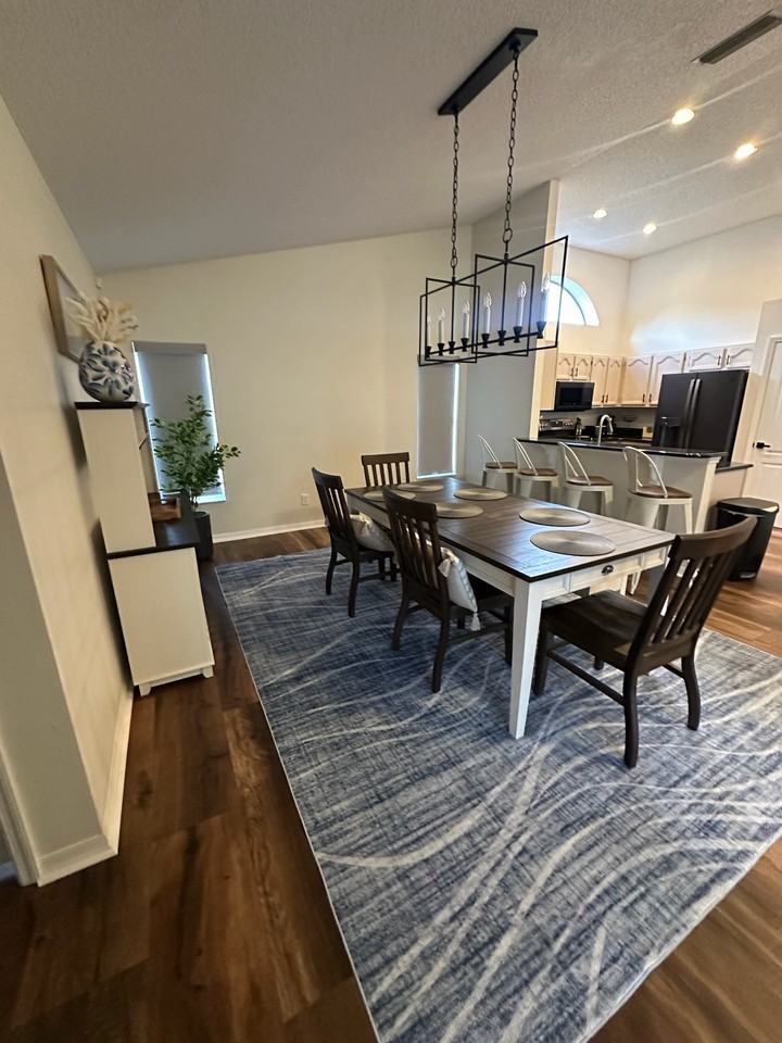 8960 Huntington Pointe Dr #NA - Photo 5 of 16