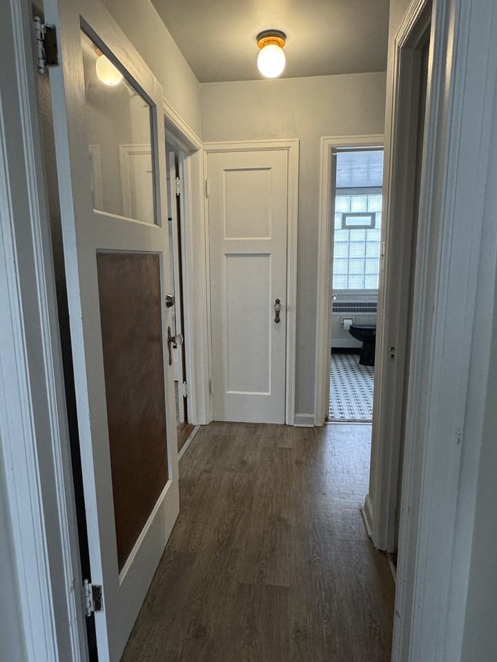 5733 W Fillmore Dr - Photo 3 of 11