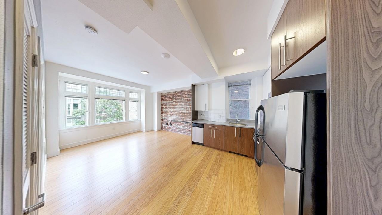 540 Leavenworth Street - Photo 2 of 50