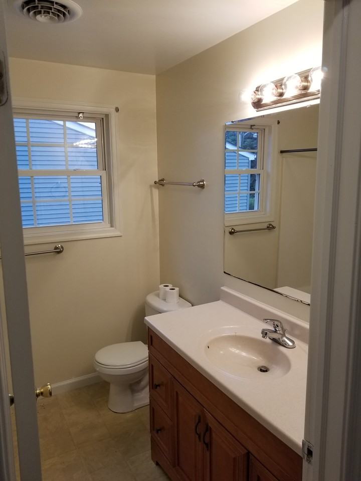 466 Mitchell Ave #NA - Photo 6 of 7