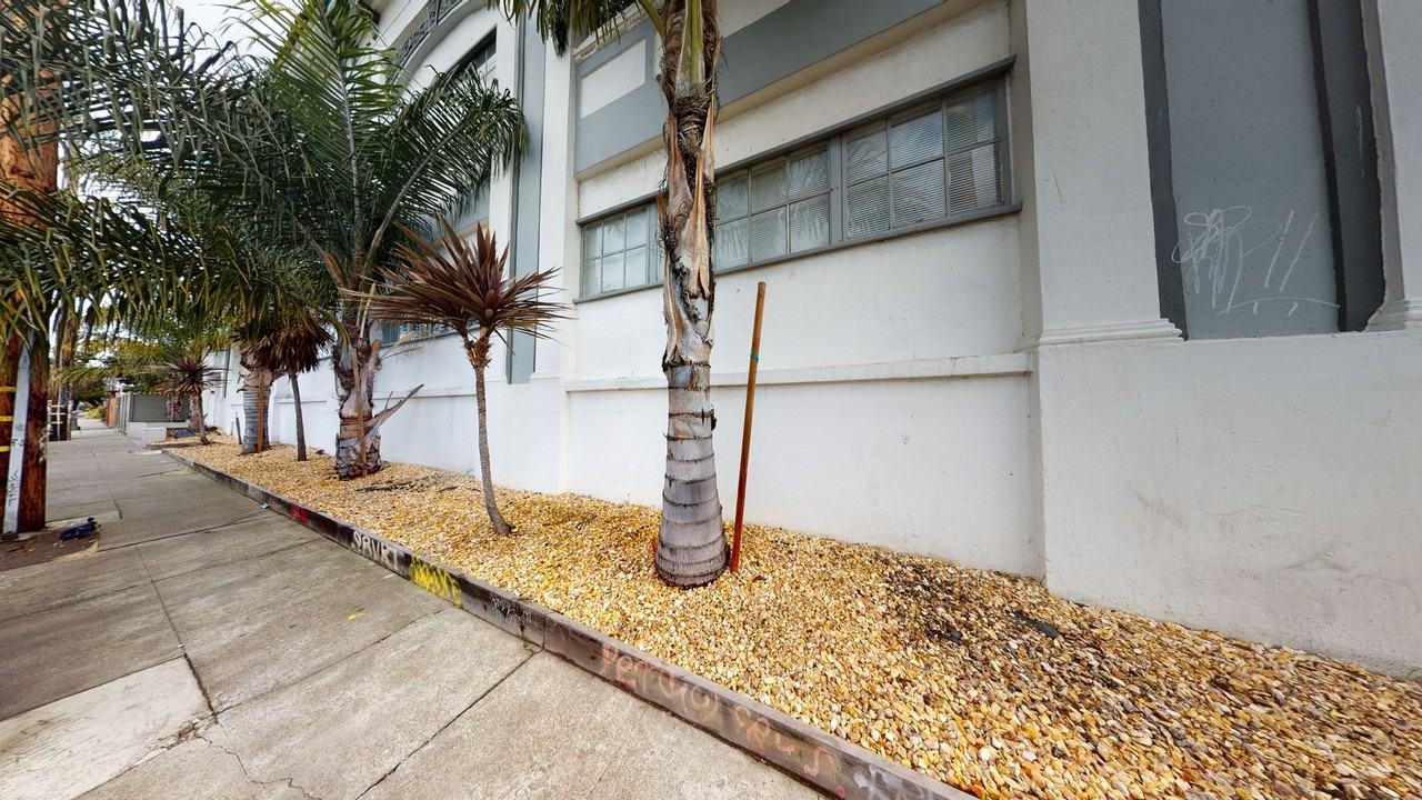 3010 Adeline Street - Photo 4 of 6