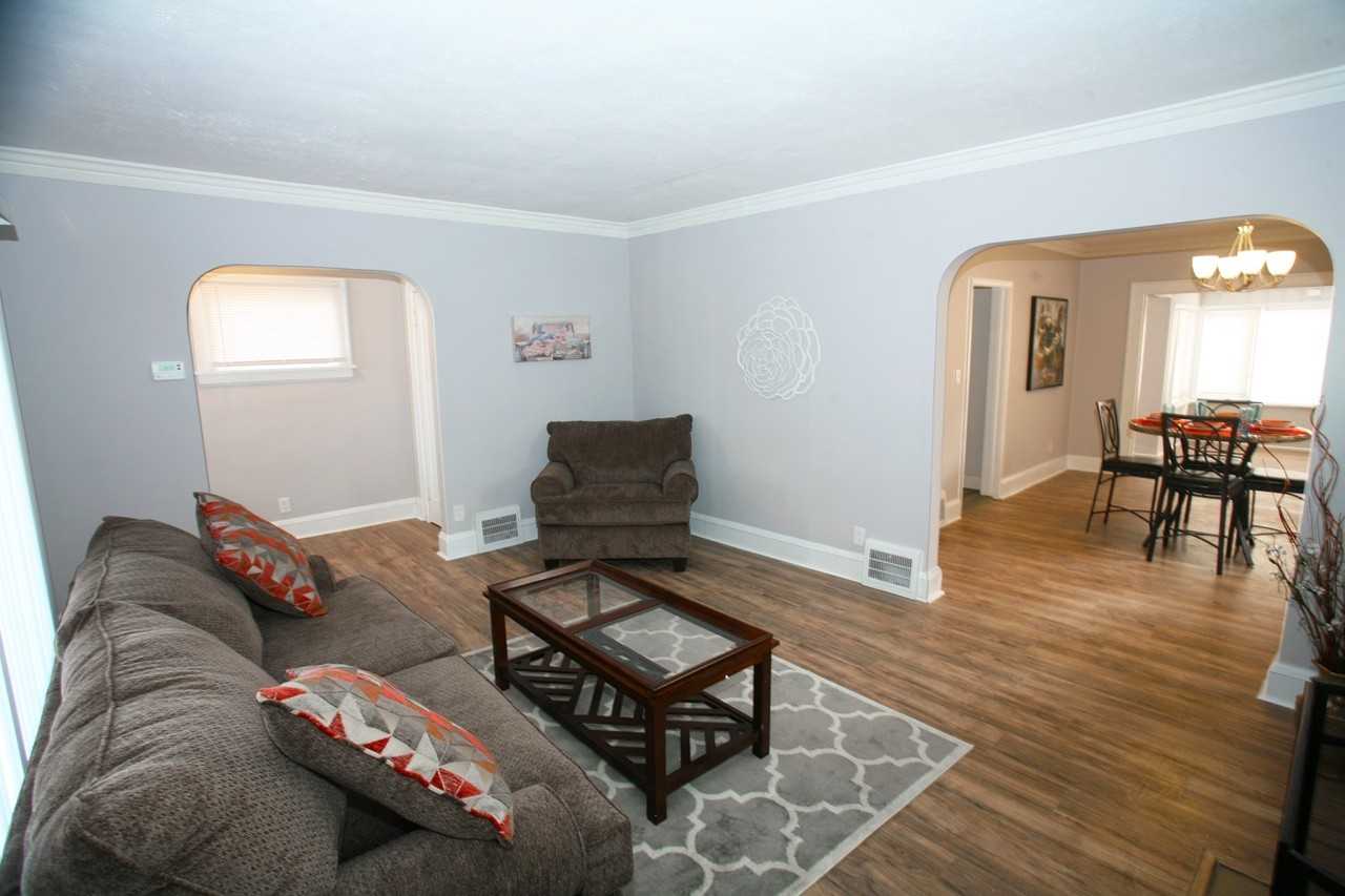 797 Woodview Road - Photo 6 of 40