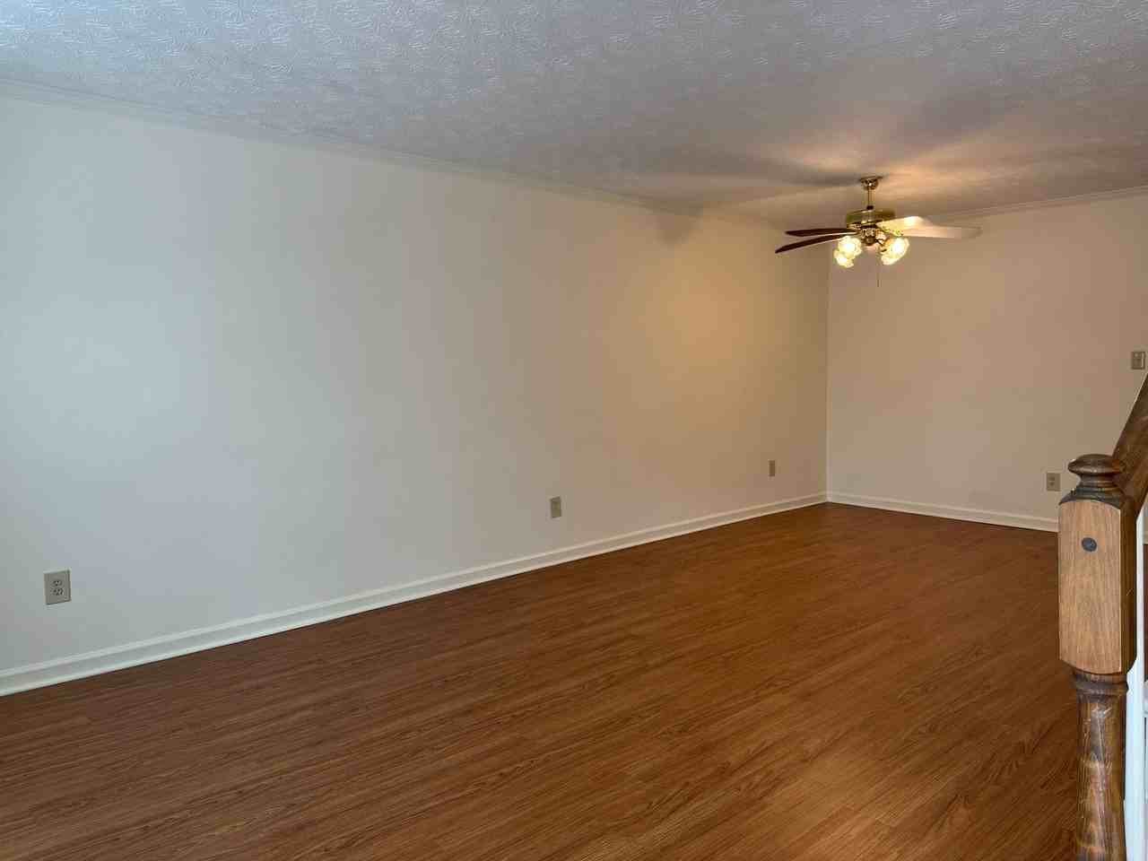 370 South Pope Street - Photo 4 of 17