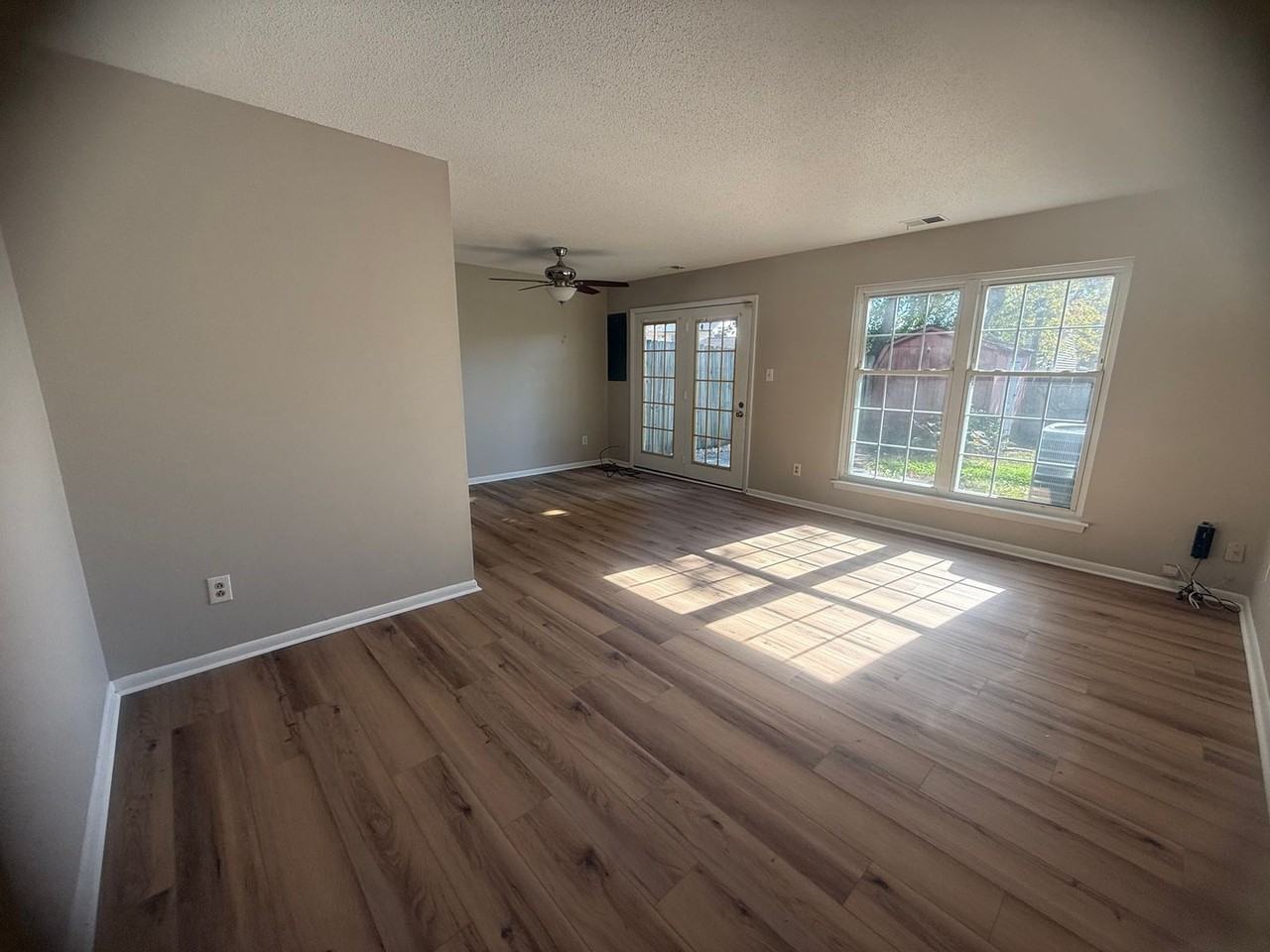 3765 Kingsmill Walk - Photo 3 of 19