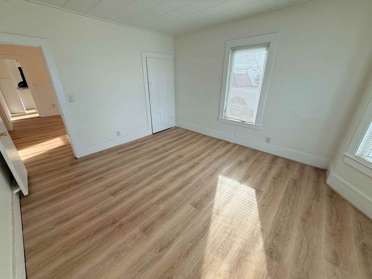 35 Wentworth Street - Photo 6 of 17