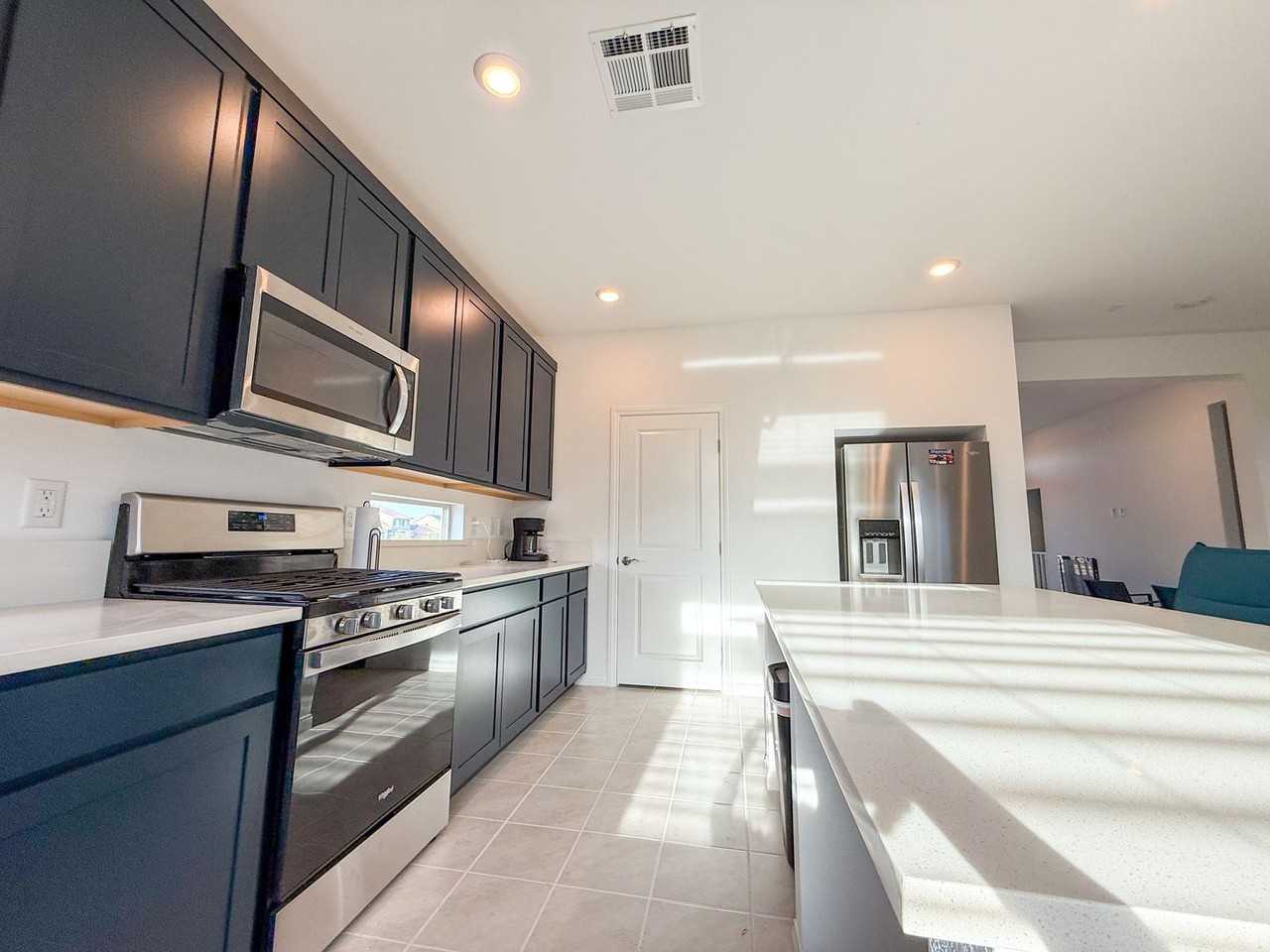 5899 Gossamer Stone Court - Photo 2 of 32