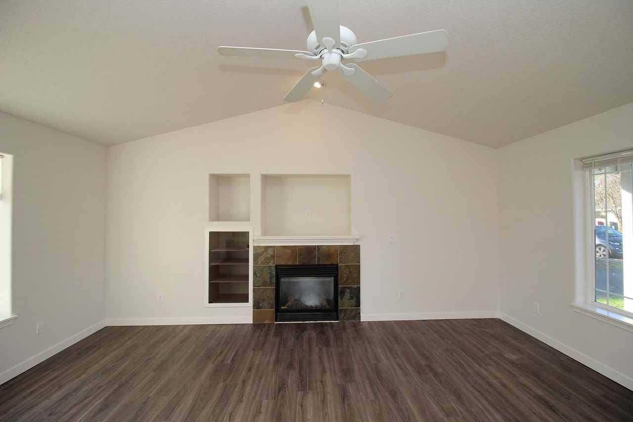 1630 Se 4th St - Photo 5 of 26