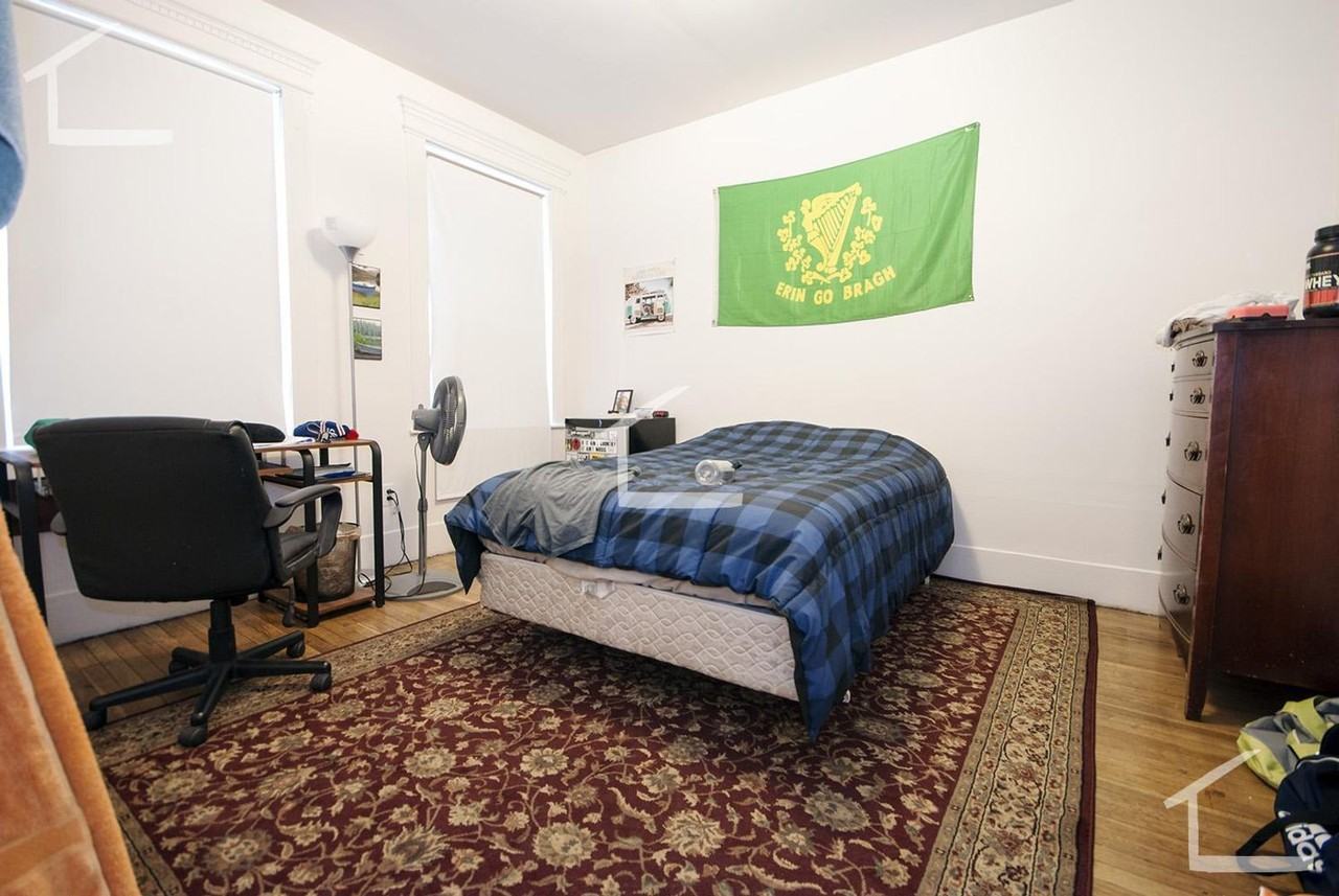 59 Brighton Ave - Photo 4 of 7