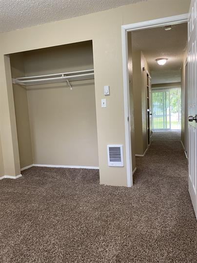 Riverside Manor - Photo 7 of 50