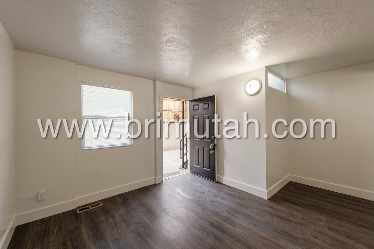 517 S. 1100 E. (NEW) - Photo 4 of 19