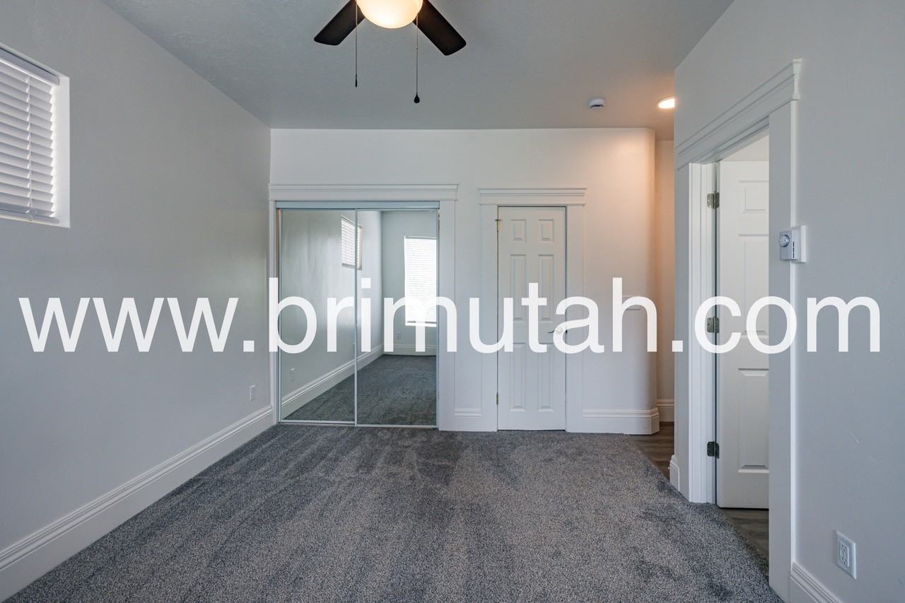 243 South 300 East - Photo 4 of 13