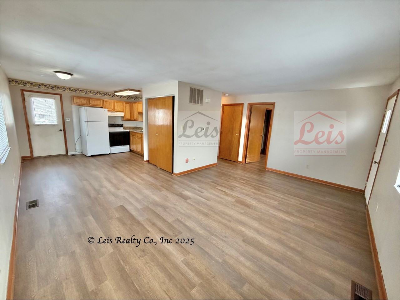 7 Woods Drive #1 - Photo 2 of 16