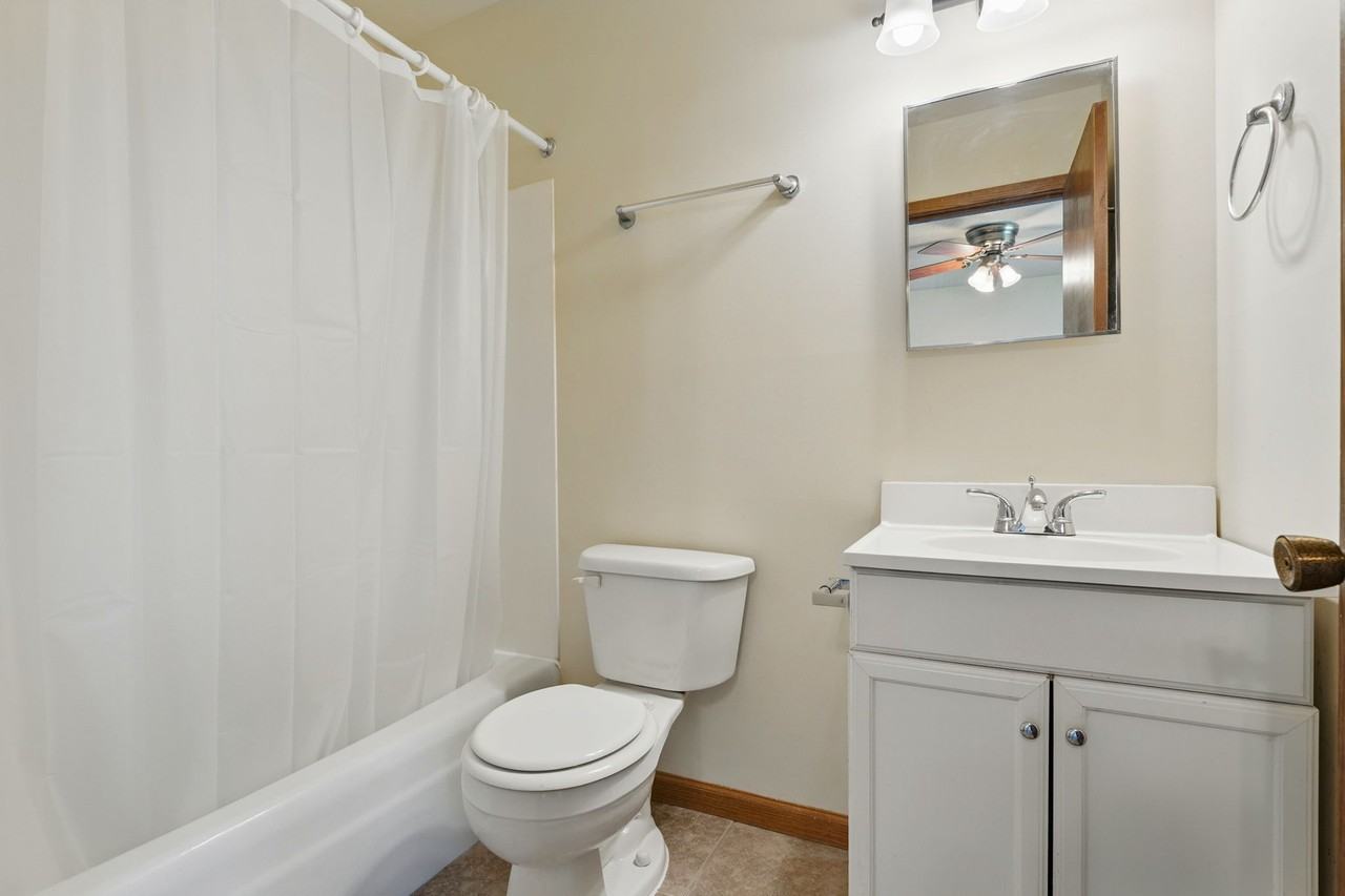 440 Brad Street - Photo 4 of 12