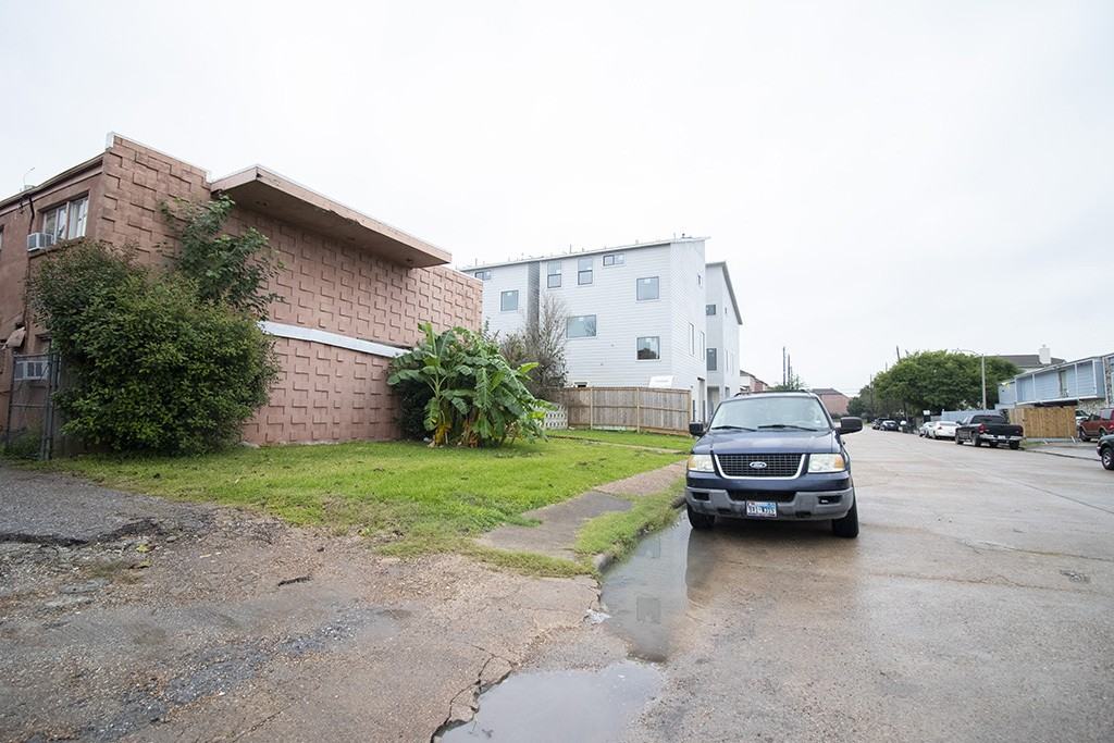 9607 Marlive - Photo 3 of 21