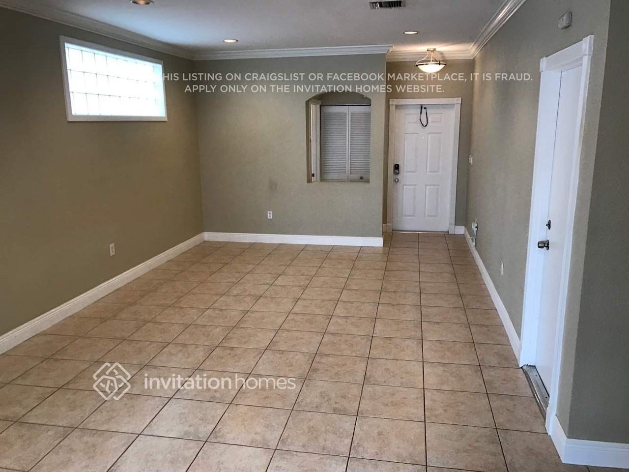 11205 Sunview Way - Photo 3 of 21