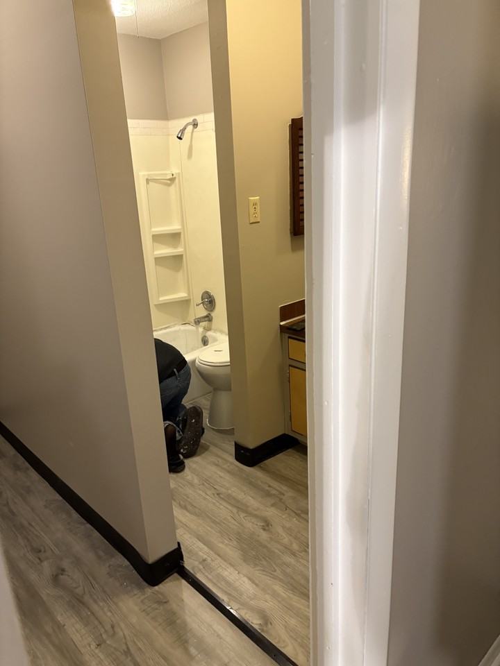 2829 Douglas Avenue - Photo 2 of 11