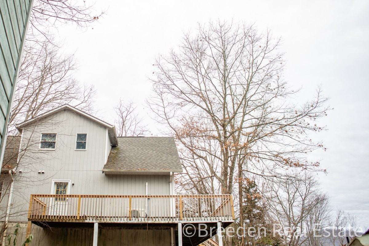 343-01: Lindsey Lane Apartments - Photo 4 of 35