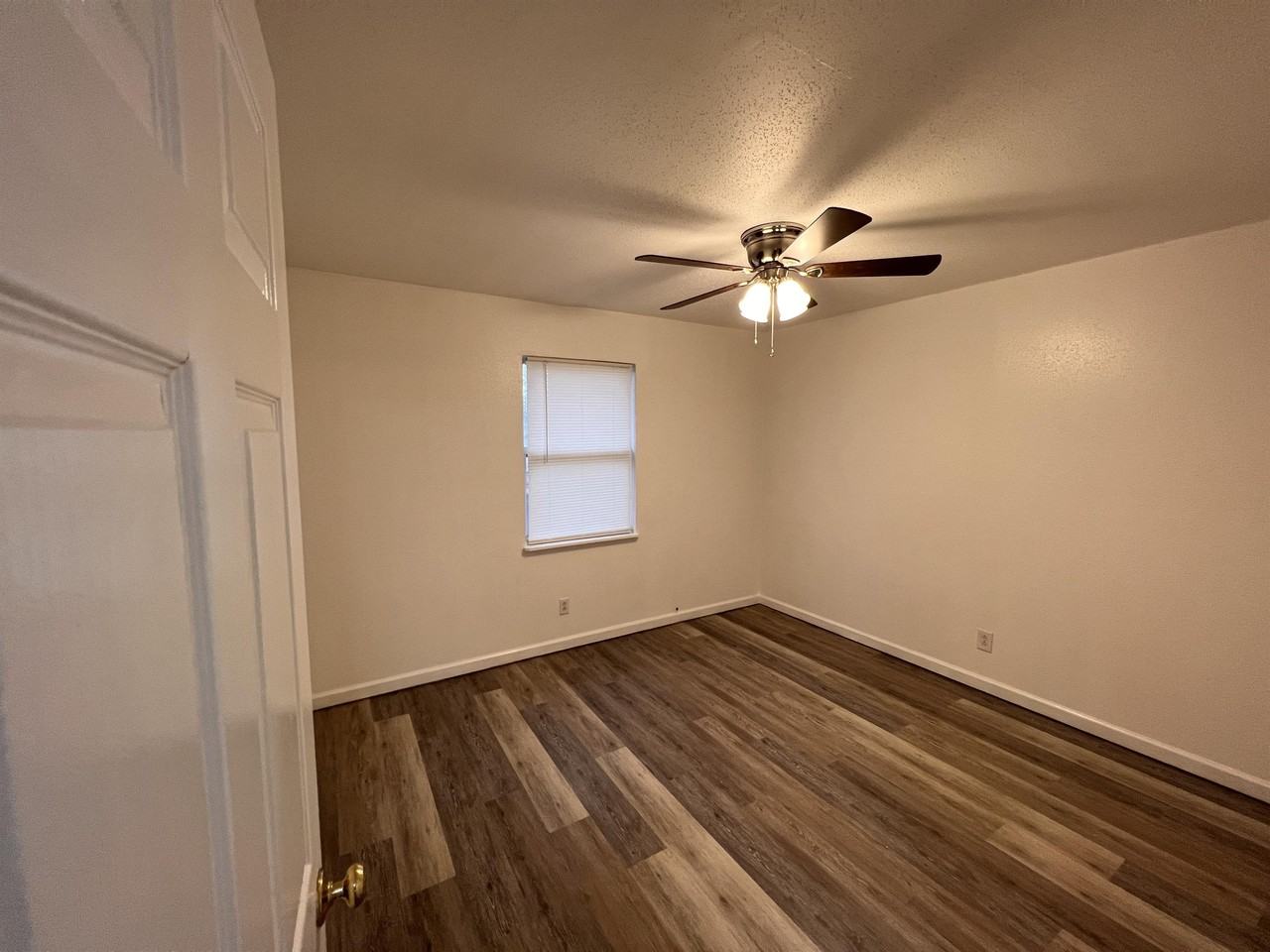 411 East Osborn Sparta IL 62286 - Photo 6 of 8