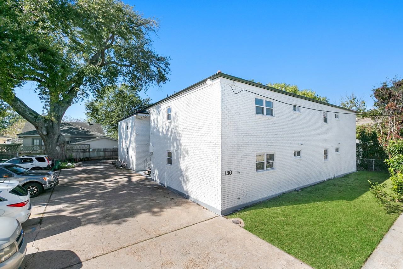 130 Labarre Drive - Photo 2 of 40