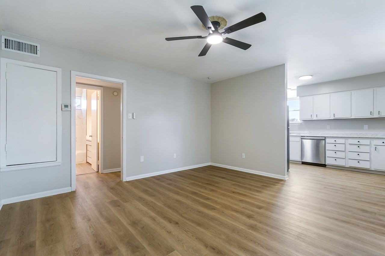 130 Labarre Drive - Photo 5 of 10