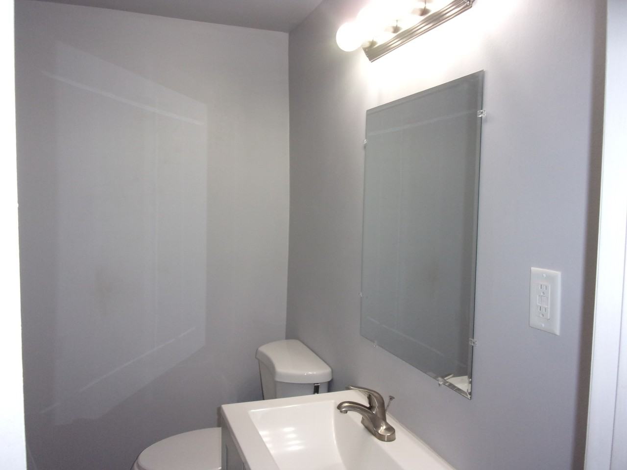 307-A Hall Street - Photo 7 of 12