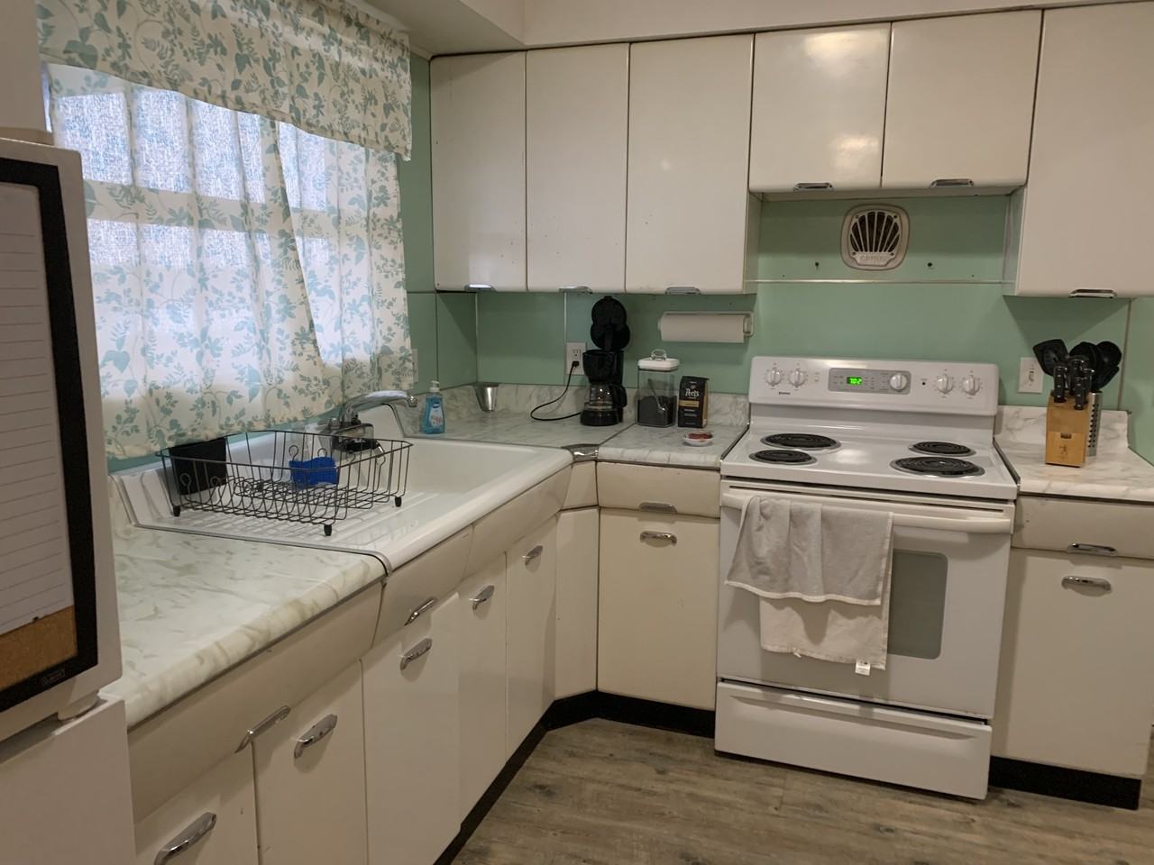 413 Madison - Photo 2 of 7