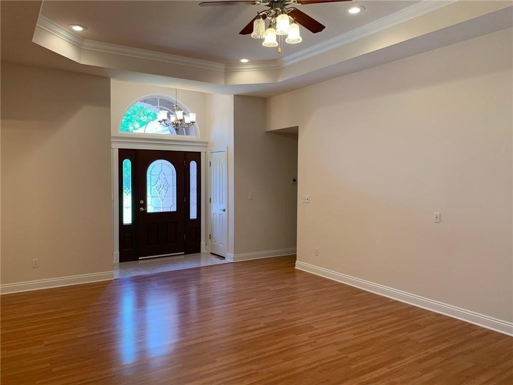 602 Se Cambridge Pl - Photo 4 of 39