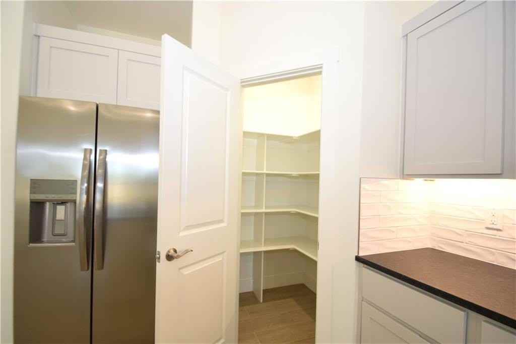 460 Azurite Road - Photo 5 of 20