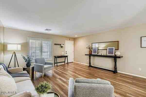 43283 West Maricopa Avenue - Photo 5 of 28