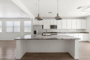 featured image of 21451 West Palm Lane