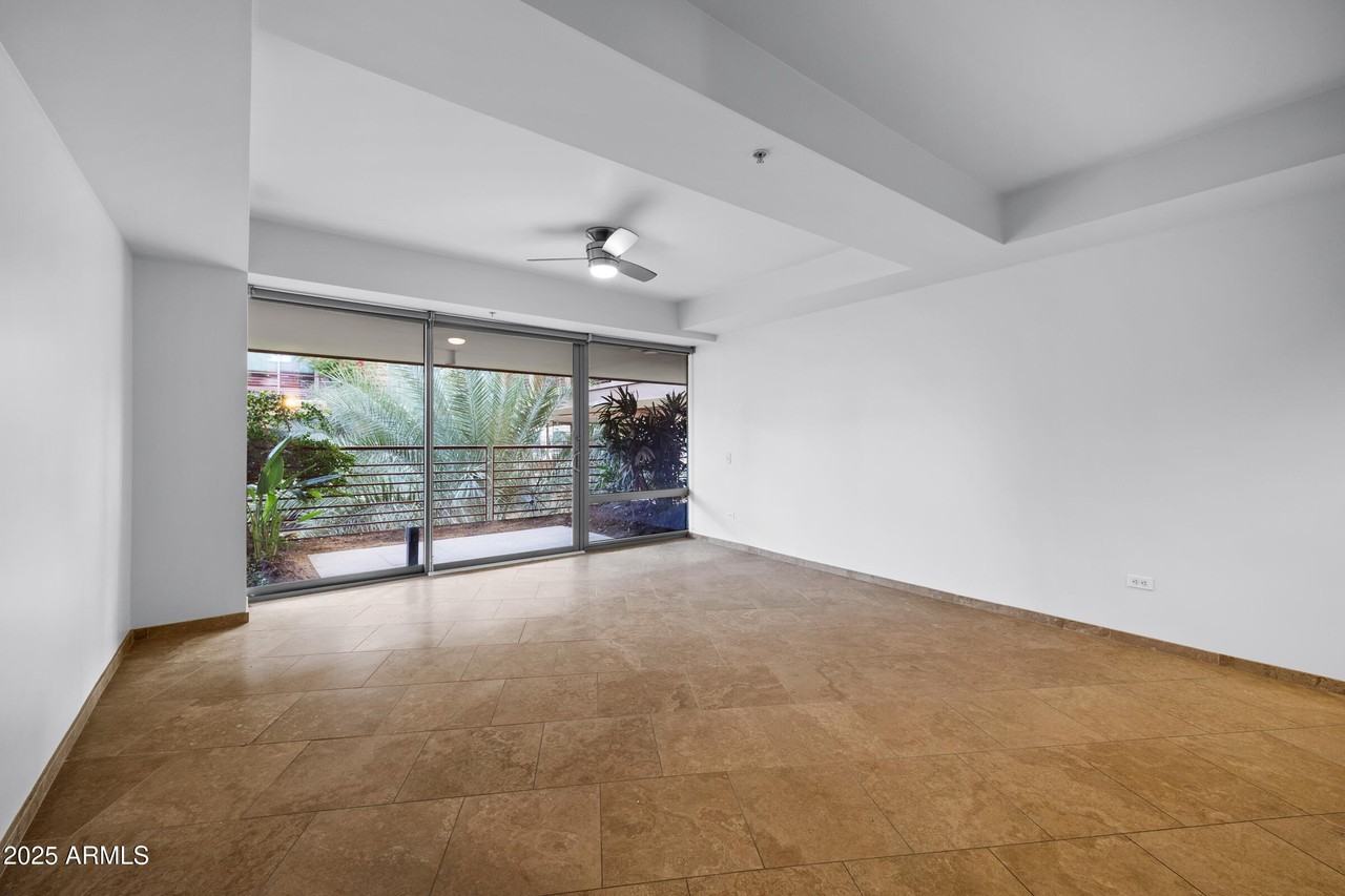 7137 E Rancho Vista Dr Unit 4003 #4003 - Photo 5 of 32