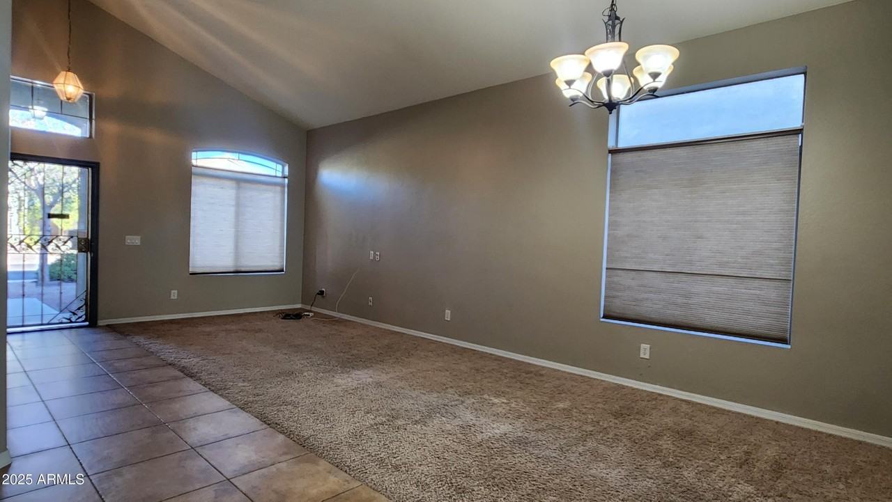 35915 W Marin Ave - Photo 4 of 27