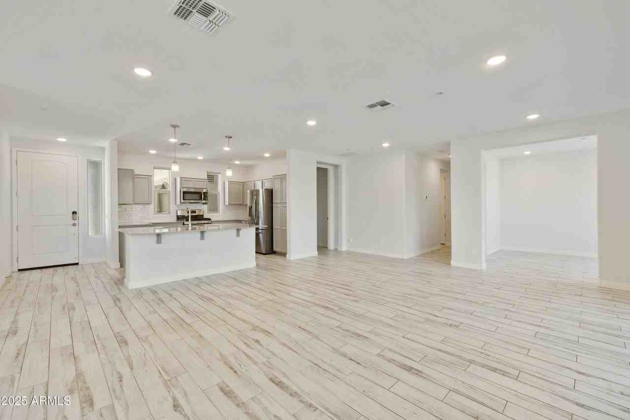 5100 E Rancho Paloma Dr Unit 1029 #1029 - Photo 7 of 20