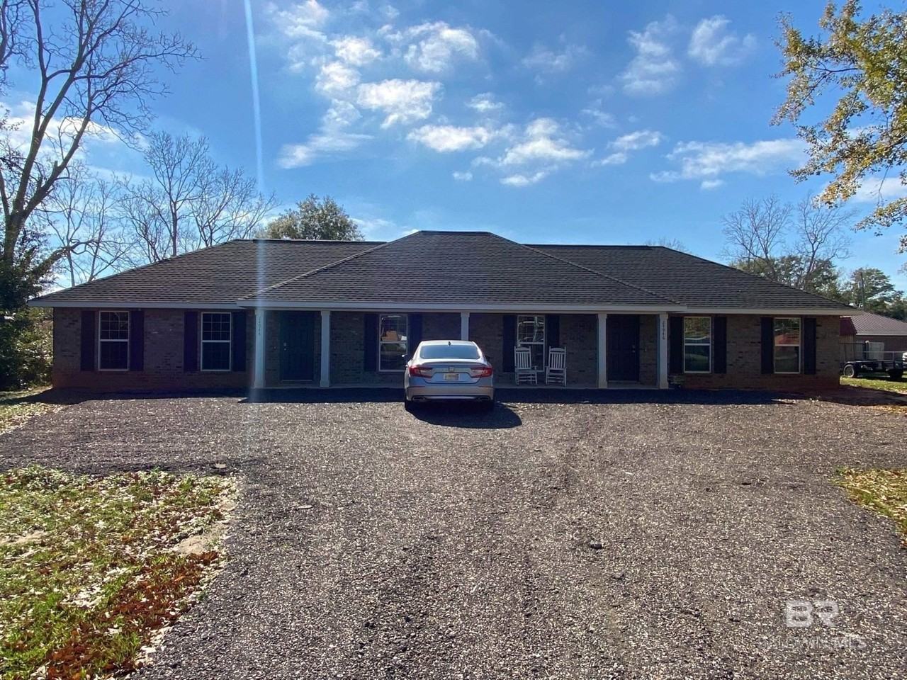 24944 School St - Photo 2 of 6