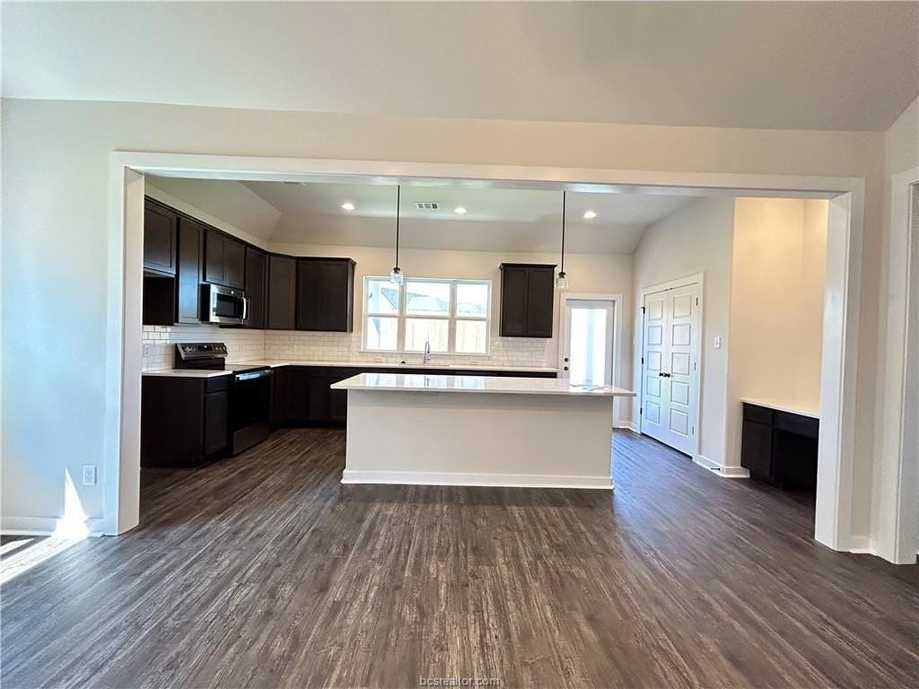 1937 Pinemont View Dr - Photo 2 of 19