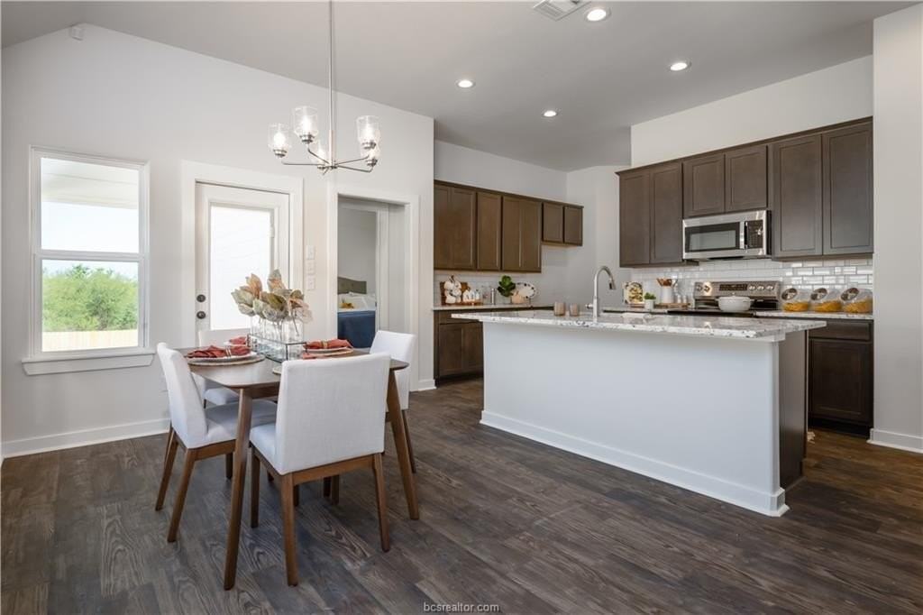 3528 Pointe Du Hoc Loop - Photo 2 of 20