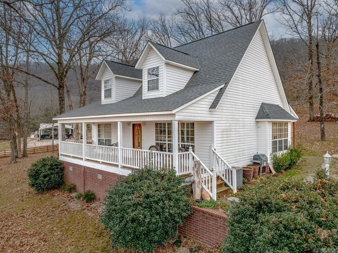 101 Star Rd - Photo 2 of 50