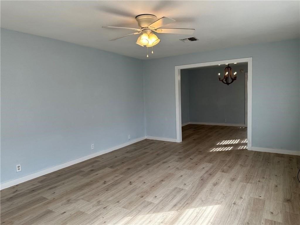 511 W Highland Ave - Photo 3 of 25