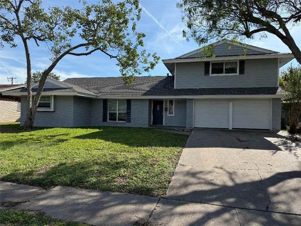 108 Park Pl - Photo 2 of 24