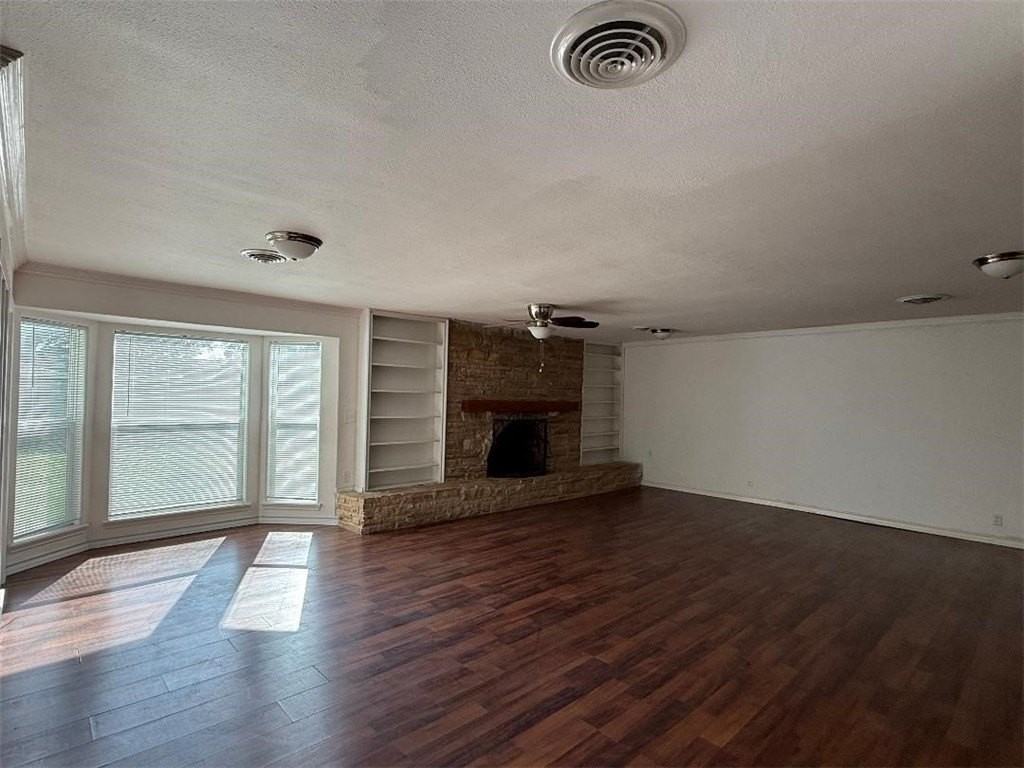 108 Park Pl - Photo 6 of 24