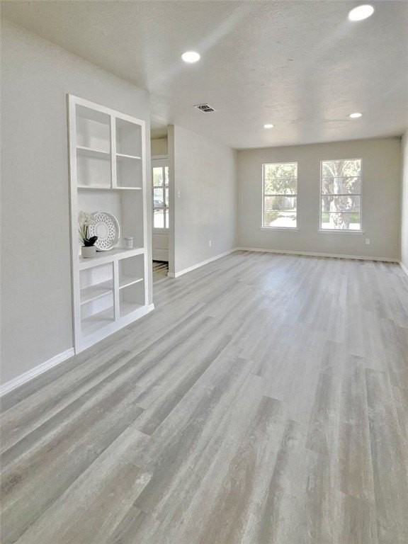 5210 Honeysuckle Ln - Photo 7 of 25