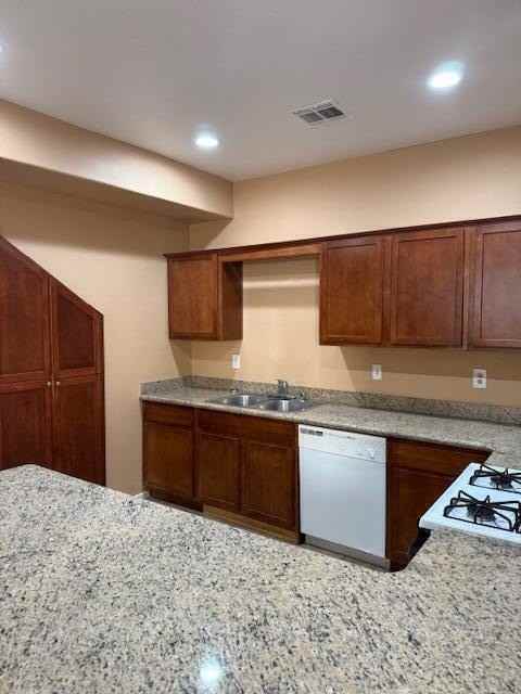 13828 Luis Dr - Photo 4 of 16