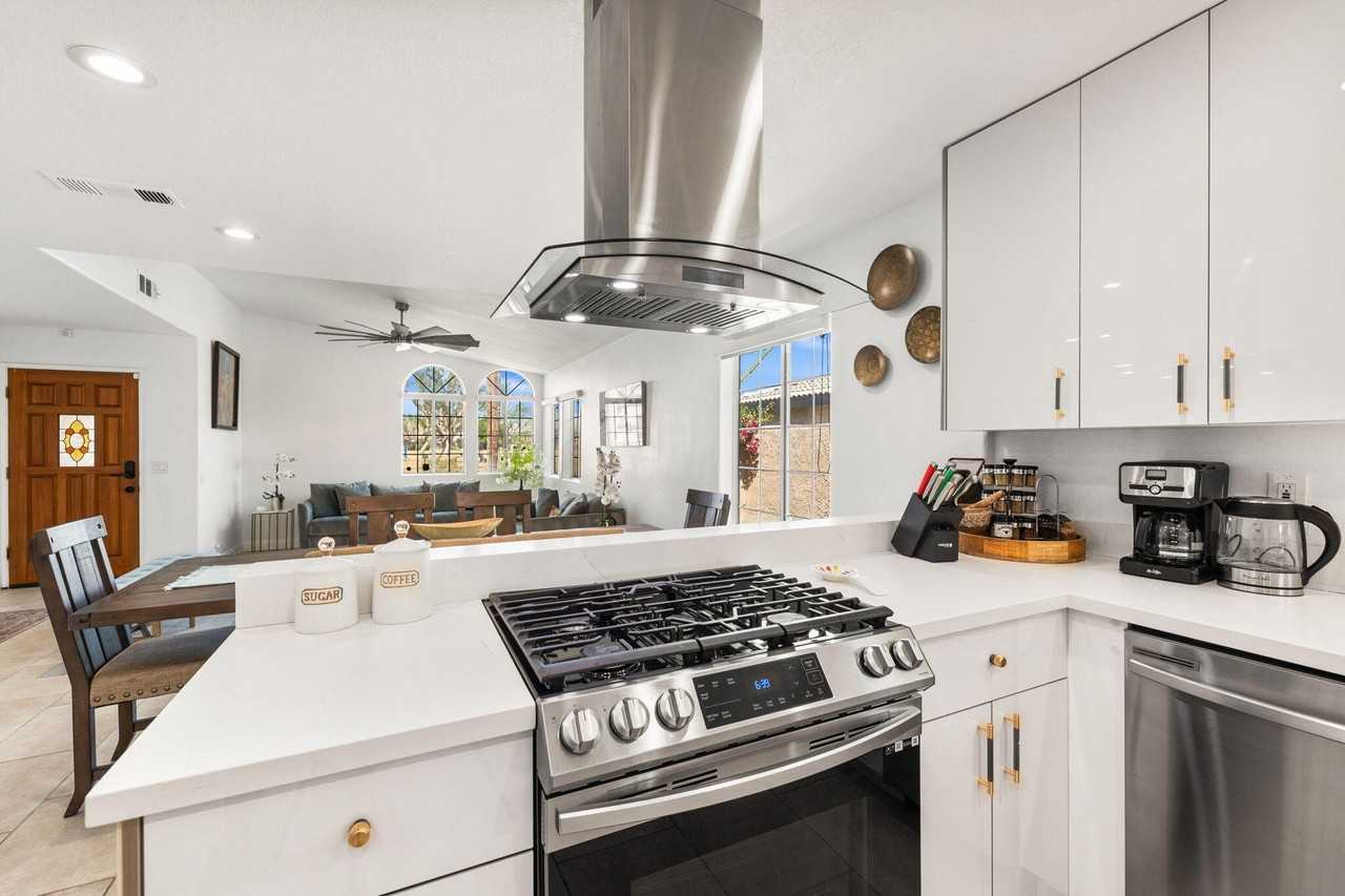 68425 Tachevah Dr - Photo 7 of 41