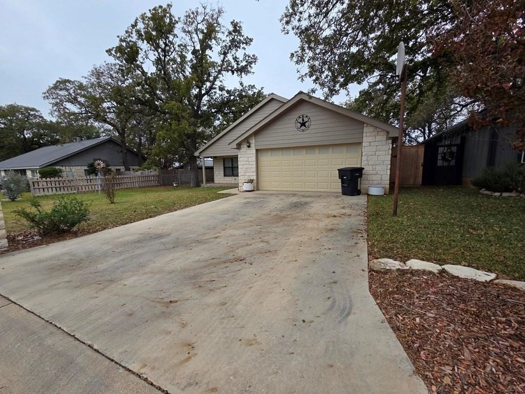 237 Green Oaks Loop - Photo 2 of 19