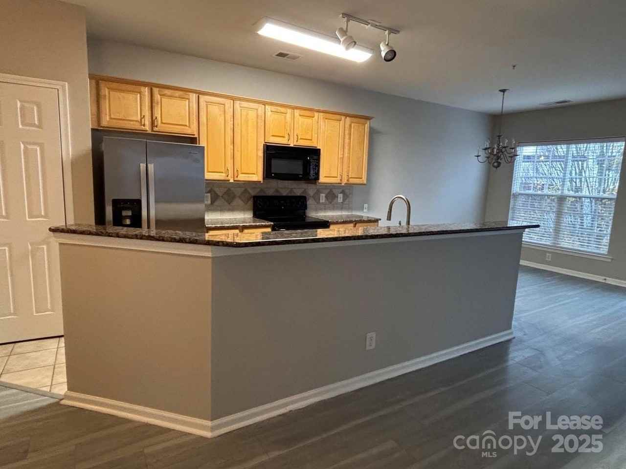 14859 Santa Lucia Dr - Photo 4 of 32