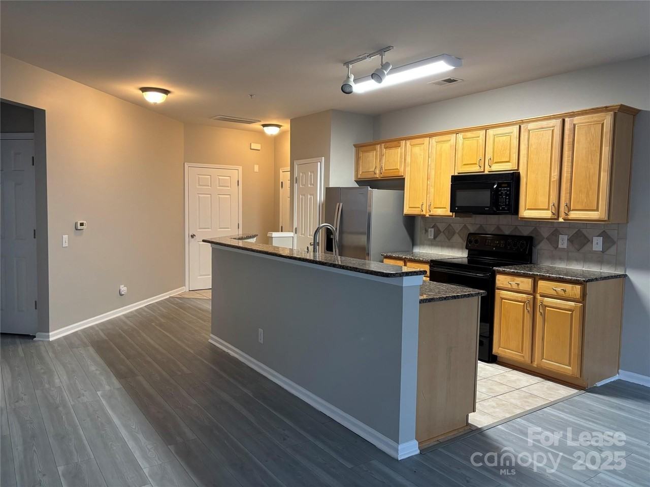 14859 Santa Lucia Dr - Photo 6 of 32