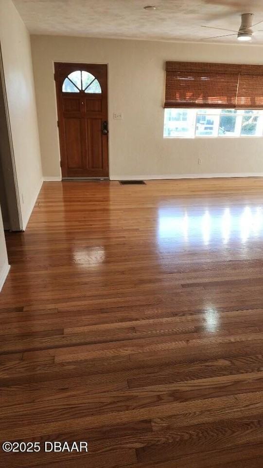 117 Magnolia Dr - Photo 3 of 16